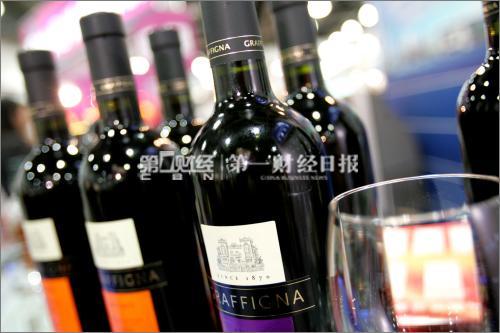 网红电商炮轰劣质OEM葡萄酒 称中国消费者一年多花300亿冤枉钱